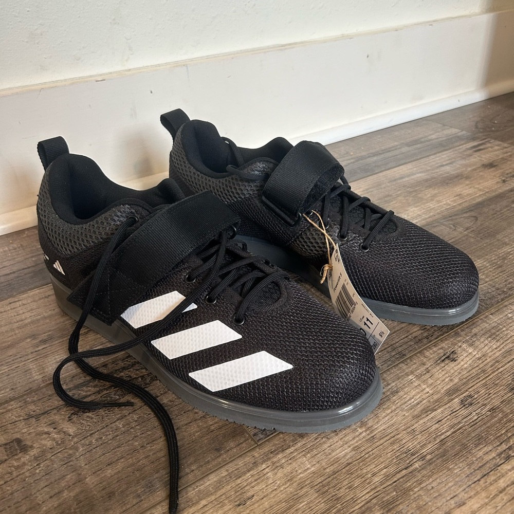 adidas

Powerlift 5